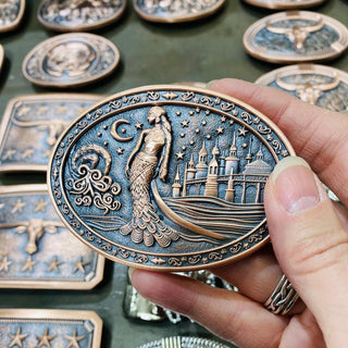 Belt Buckle Featuring the Sumerian Goddess Inanna - Buckingham Pewter