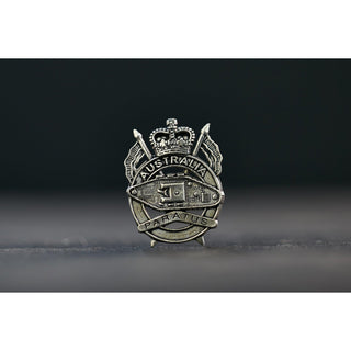 1st Armoured Regiment Pewter Lapel Pin - Paratus-Buckingham Pewter