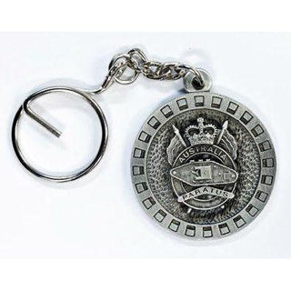 1st Armoured Regiment keyring in pewter featuring the Paratus emblem, handcrafted by Buckingham Pewter